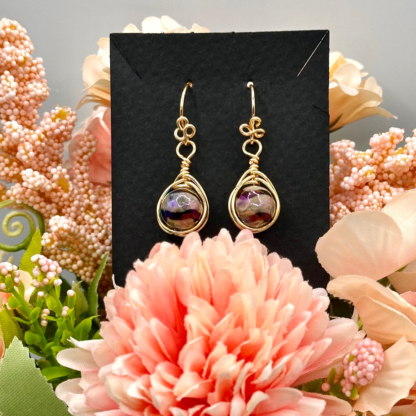 Simple Bead Earrings w/ Clover Detail