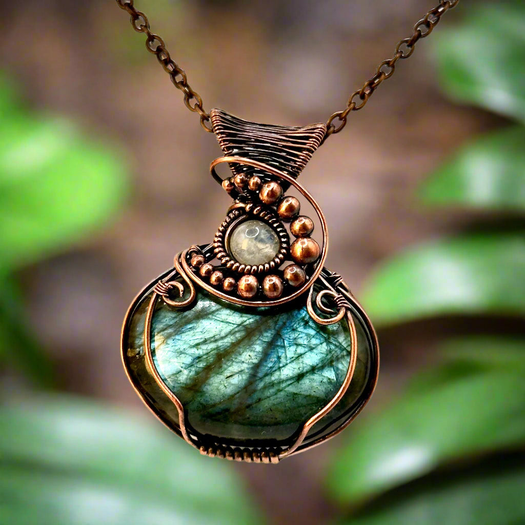 Green Labradorite w/ Moonstone Bead in Copper