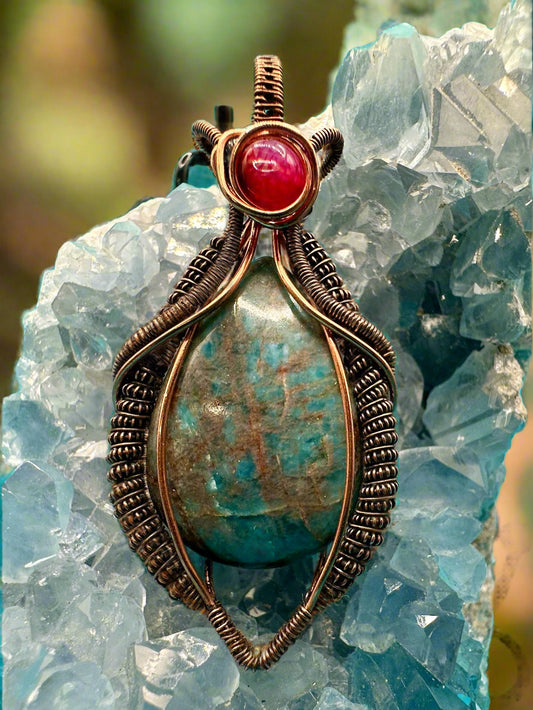Blue Apatite in Copper Coils