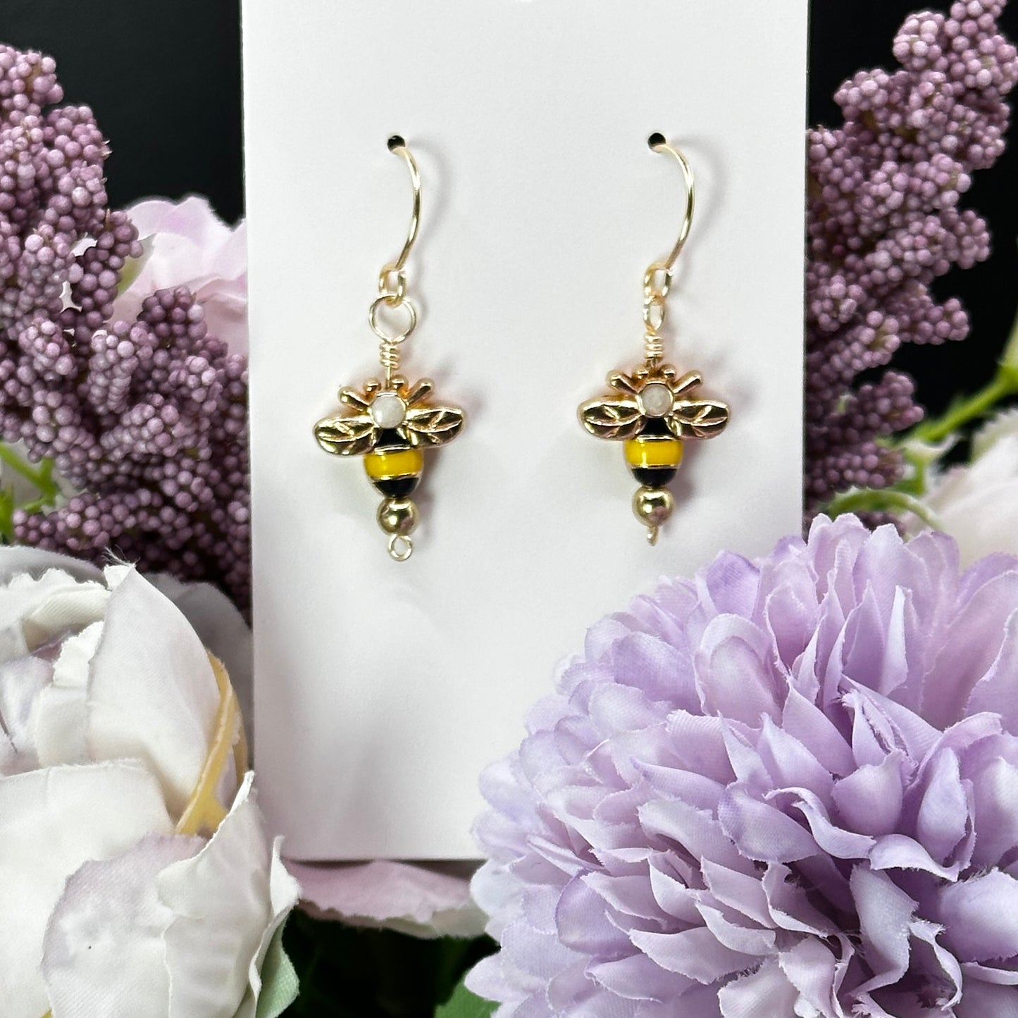 Bee earrings (gold)