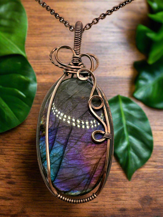 Lg Labradorite Pendant in Copper